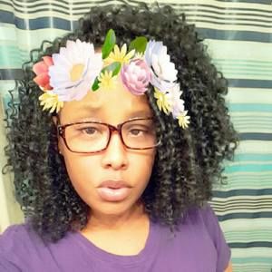 Meet your Posher, Monique